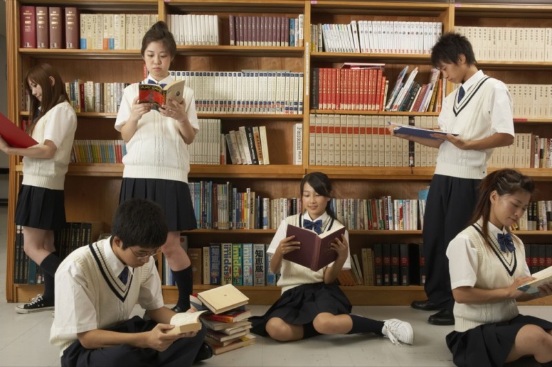 Thói quen đọc sách rất tốt cho người học tiếng Nhật