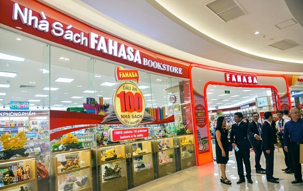 Nhà sách fahasa sach day tieng nhat