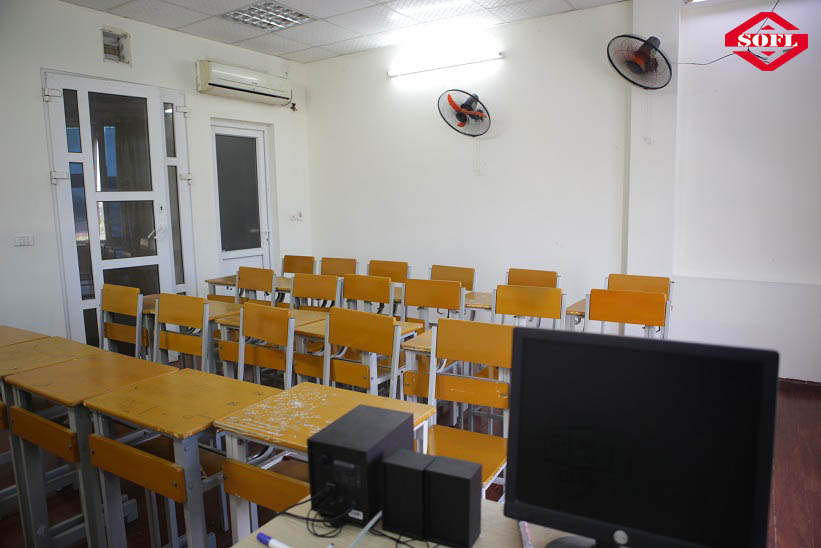 Phòng học thoáng mát tại SOFL lop hoc tieng nhat cho nguoi di lam
